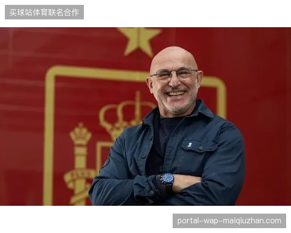德拉富恩特将强化中场控制,围绕罗德里和佩德里构建多变传控体系 德拉富恩特将强化中场控制,围绕罗德里和佩德里构建多变传控体系
